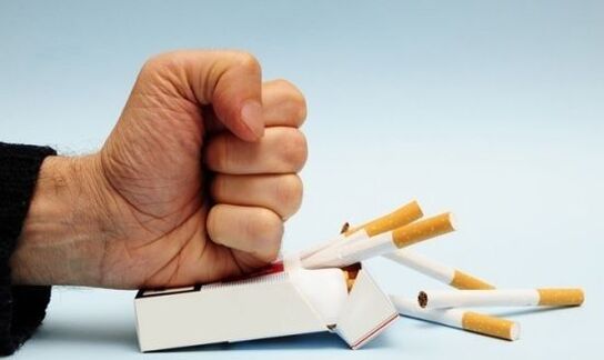 Rzucenie palenia zapobiegnie bólom stawów palców